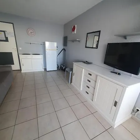 Apartman A Deux Pas De La Marseillan