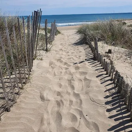 A Deux Pas De La شقة